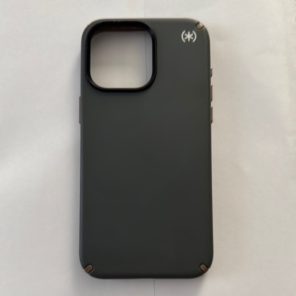 iPhone 15 Pro Max Speck Protective Case